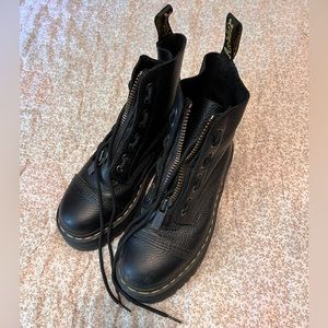 Womens Dr. Martens Sinclair Platform Boot - Black